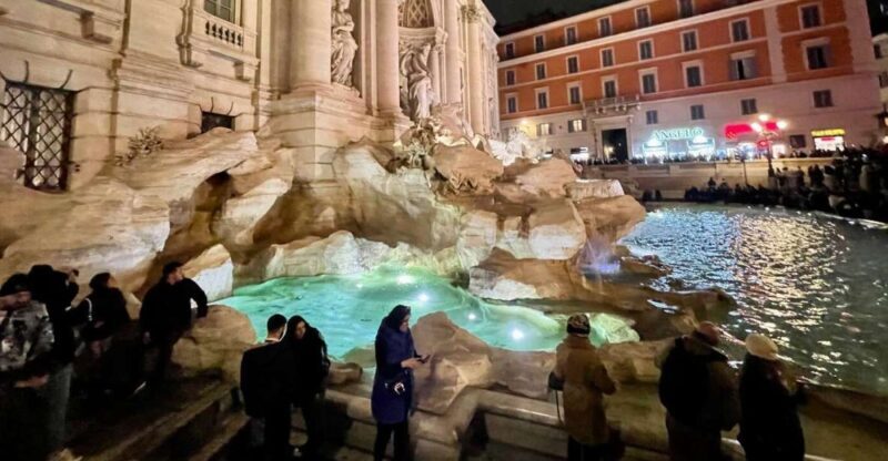 Rome: Spanish Steps, Trevi, Navona and Pantheon Sunset Tour - Guides and Personal Touches
