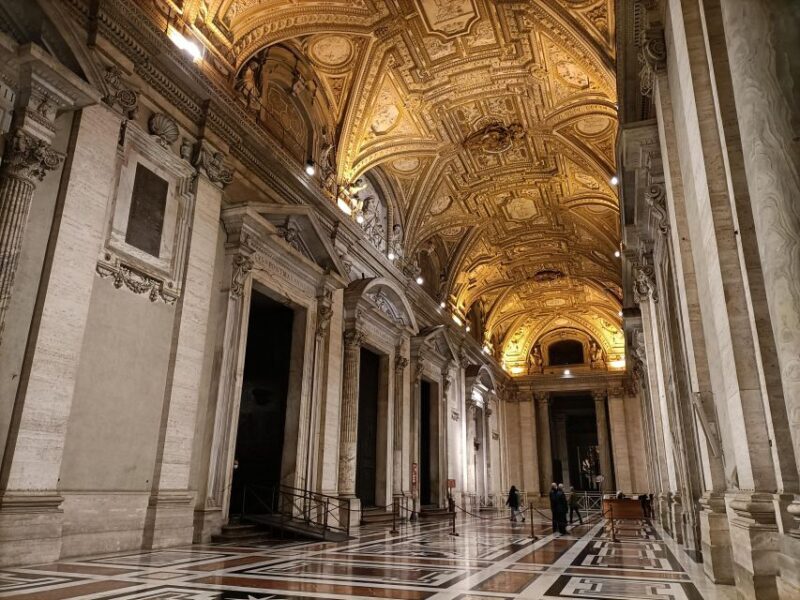 Rome: St. Peter's Basilica Guided Tour with Papal Tombs - The Experience in Practice