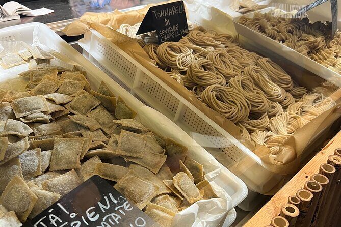 Rome: Street Food Electric Bike Tour with Market Experience - Key Points