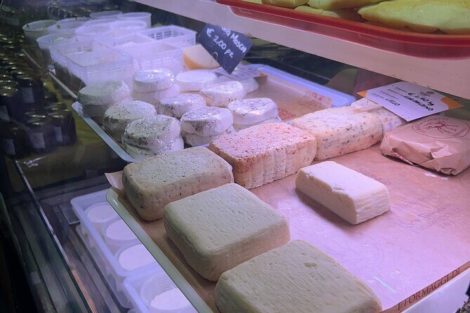 Rome: Street Food Electric Bike Tour with Market Experience - Discovering Rome on Two Wheels: The Experience in Detail