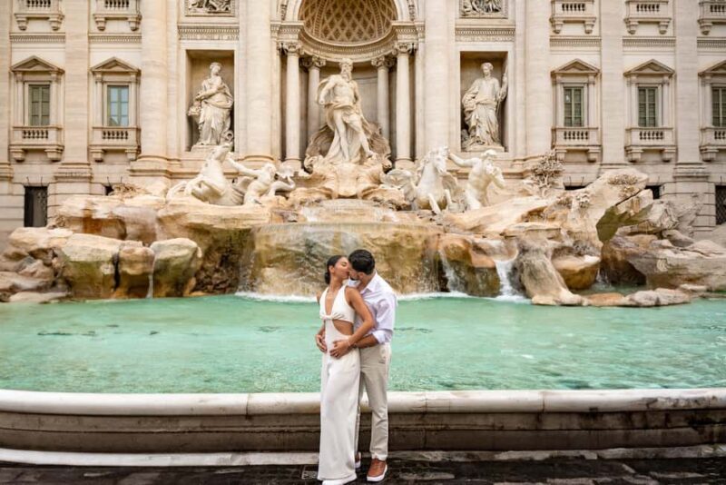 Rome: Trevi Fountain Photoshoot  Private & Personalized - Key Points