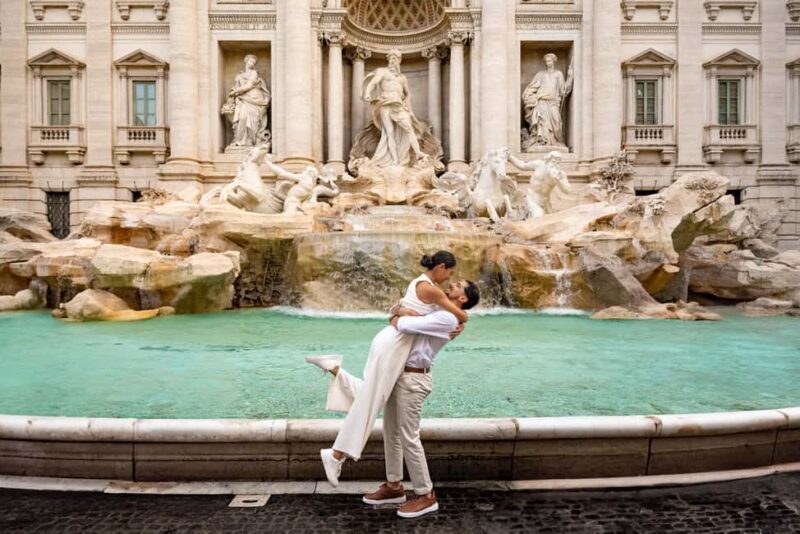 Rome: Trevi Fountain Photoshoot  Private & Personalized - An In-Depth Look at the Rome: Trevi Fountain Photoshoot