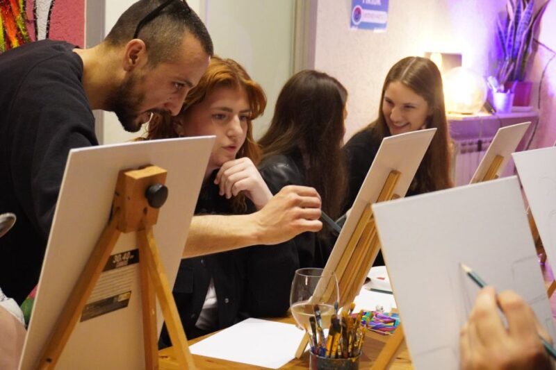 Rome: Wine and Paint Experience in Piazza Navona - Location and Setting