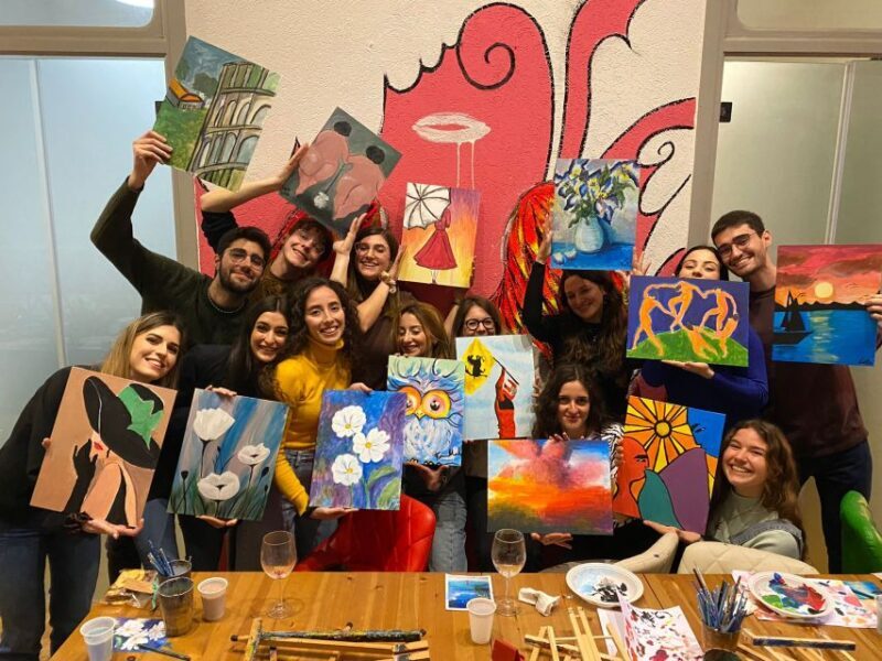 Rome: Wine and Paint Experience in Piazza Navona - What the Experience Involves