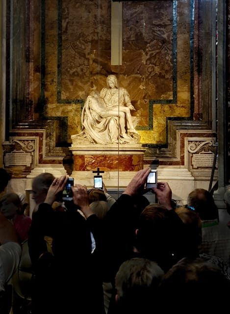 Rome:St. Peter's Basilica Tour, Exclusive Underground Access - FAQ