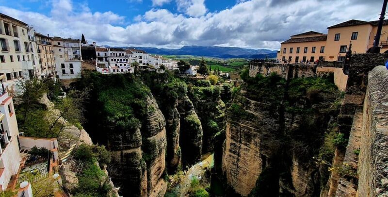 Ronda and Setenil Tour with Free Time from Málaga - Who Is This Tour Best For?