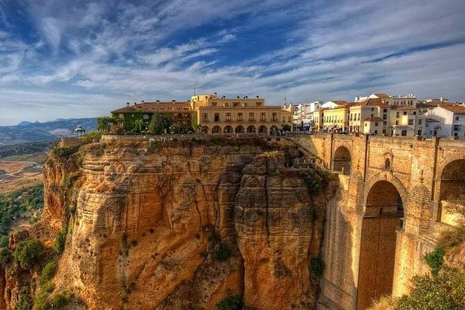 Ronda and white village of Setenil Private tours from Granada up to 8 persons - Analyzing the Cost and Overall Value