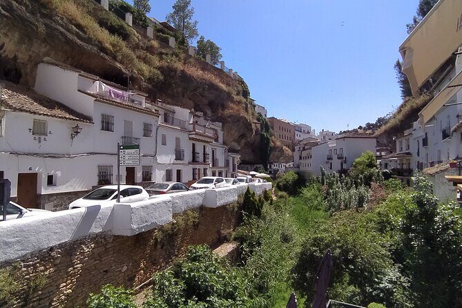 Ronda & Setenil de las Bodegas, land of contrasts / Semi-Private - An In-Depth Look at the Tour Experience
