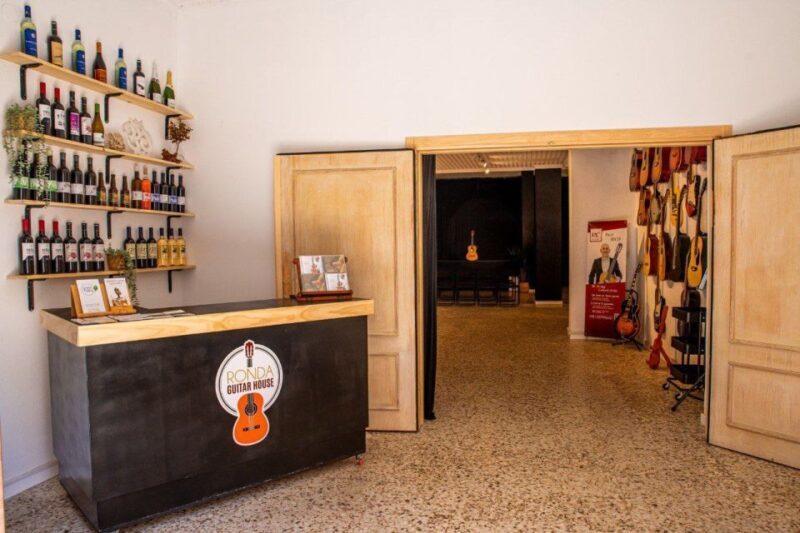 Ronda: Spanish - Classical & Flamenco - Guitar Concert - Key Points