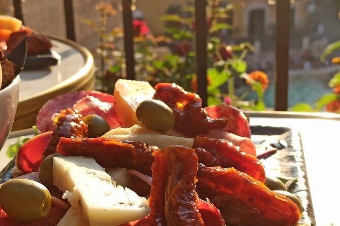 Rooftops of Rome by Night Food Tour with Dinner, Cocktails & Guided Sightseeing - What’s Included and What’s Not