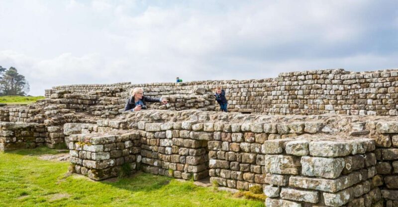 Rosslyn Chapel and Hadrian's Wall Small Group Day Tour - Rosslyn Chapel and Hadrians Wall Small Group Day Tour: A Complete Guide