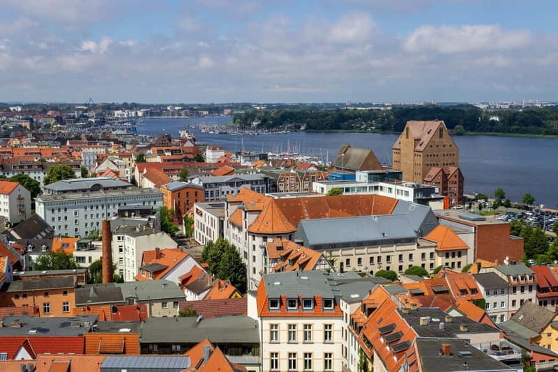 Rostock: 2-hour Best Intro Walking Tour with a Local - Key Points