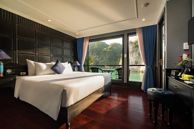Rosy Cruise Halong & Lan Ha Bay Luxury 5 Star Cruise (2D1N) - Who Should Consider This Tour?