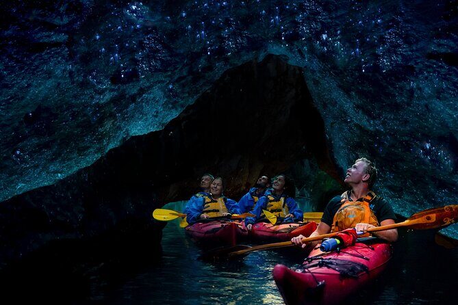 Rotorua: Evening Starlight Gourmet Kayak Tour Glowworms - Detailed Itinerary Breakdown