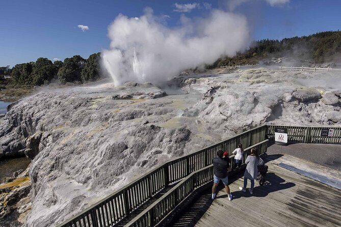 Rotorua: Te R Guided Experience + Haka - Practical Tips for Travelers