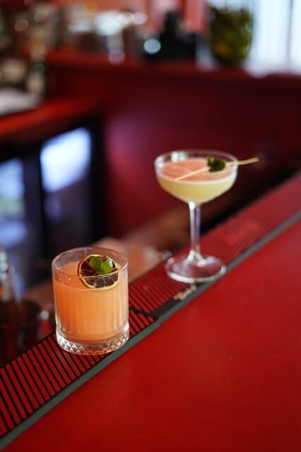 Rotterdam Center: Cocktail Bar Walking Tour - Self Guided - Key Points