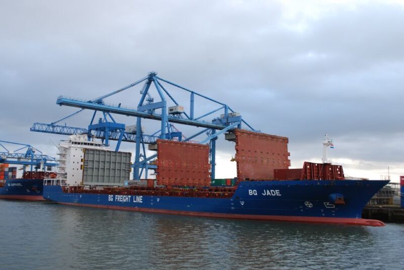 Rotterdam: Harbor Cruise on a Historic Ship - Key Points