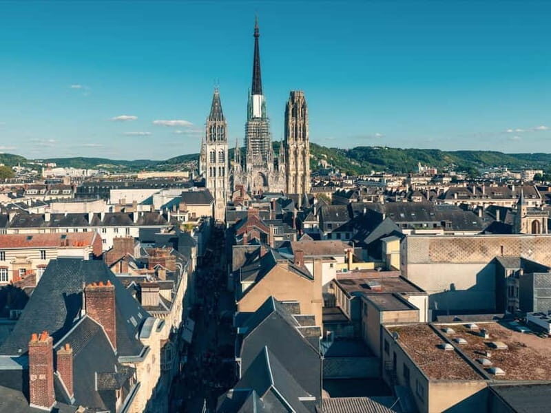 Rouen: Express Walk with a Local in 60 minutes - Key Points