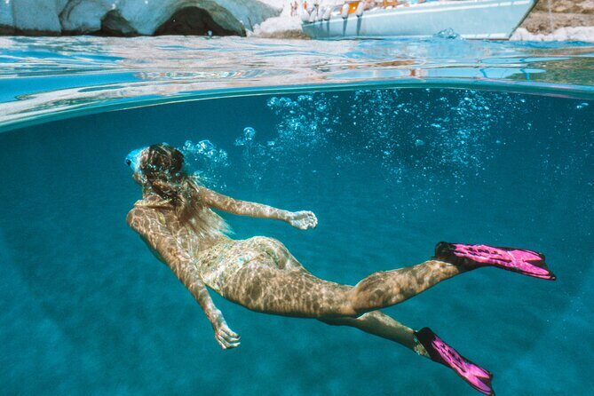 Round of Milos and Poliegos All-Inclusive Snorkelling and Cruise - Who Is This Tour Best For?