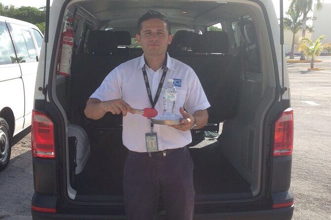 Round private transfer Airport- Akumal - Airport. - FAQ