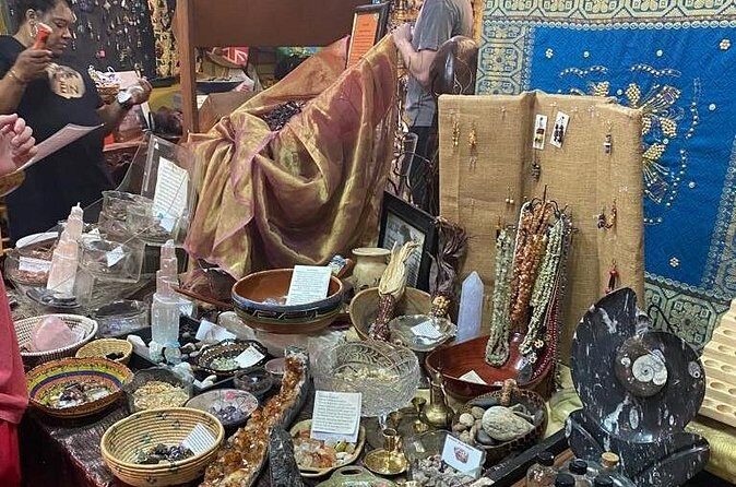 Round Rock & Roll Scavenger Hunt - Authentic Traveler Perspectives