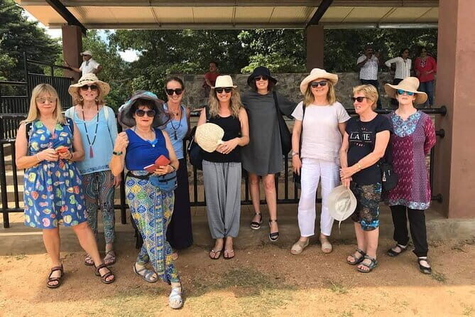 Round tour in Sri Lanka 11daysby Aaliya Tours-Hotels with H/B - Final Words