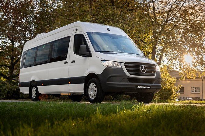 Round Trip Private Transfer from Cancun Airport up 14 people - Who Is This Service Best For?