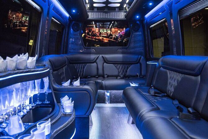 Round Trip Private Transfer Las Vegas Airport to Las Vegas by limo MB Sprinter - FAQ