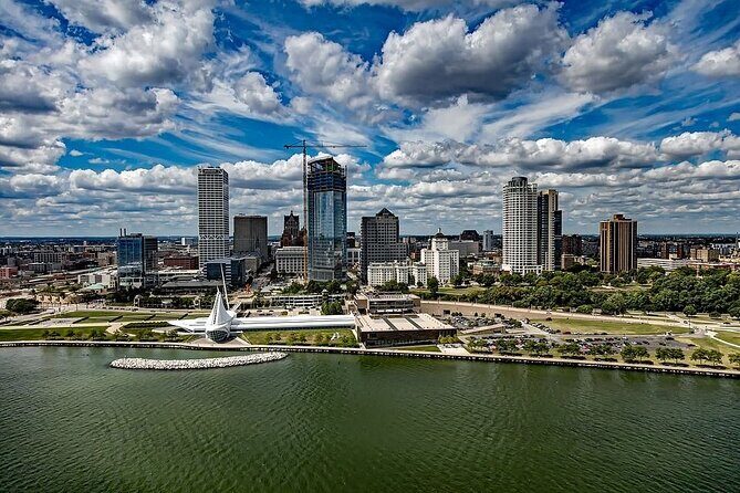 Round Trip Private Transfer Midway Airport MDW to Chicago City - FAQ