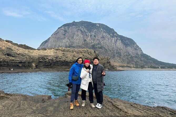 Round Trip Private Transport to Yongmeri Coast - Exploring Yongmeori Coast: A Practical Guide to Jeju’s Unique Landform