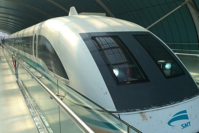 Round-trip Transfer by High-Speed Maglev Train: Shanghai Pudong International Airport - The Cost: Is It Worth It?