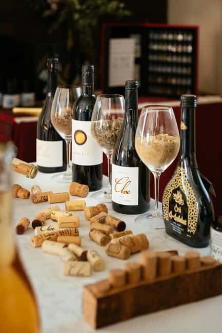 Round: Wine Experience - Wine, olive oil, and tapas tastings - A Closer Look at the Ronda Wine Experience