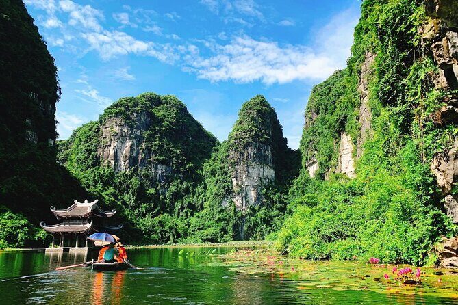 Roundtrip: HaNoi - NinhBinh - LanHa Bay on 5-Star Cruise 3days - An In-Depth Look at the Itinerary