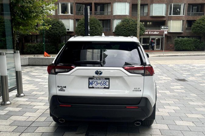 Roundtrip Private Transfer Vancouver Airport (YVR) - Whistler - Authentic Traveler Insights