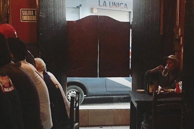 Route of Cantinas, Music, Fiesta and Mexican Flavor - A Detailed Look at the Night Out in Guadalajara