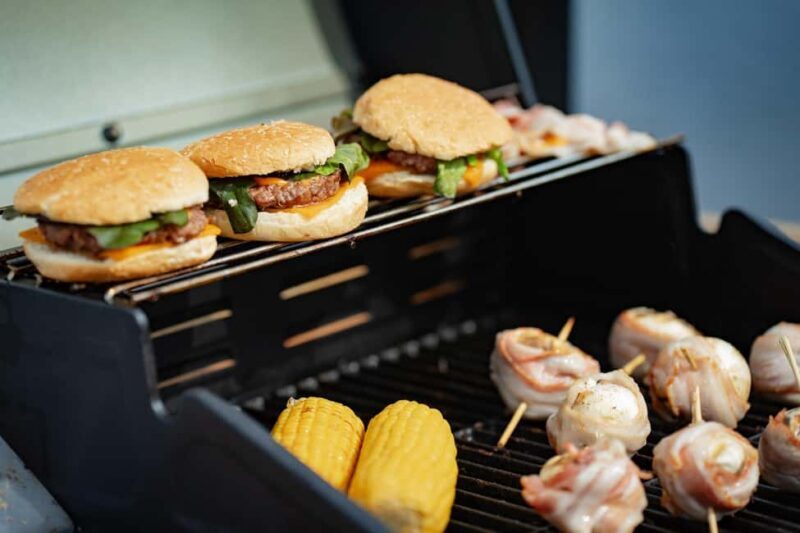 Rovaniemi: Half-day or evening on a floating sauna, swimming and BBQ - Practical Details and What to Expect