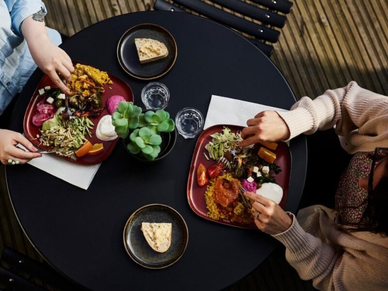 Rovaniemi: Korundi Art Museum Entry Ticket - Dining and Shopping