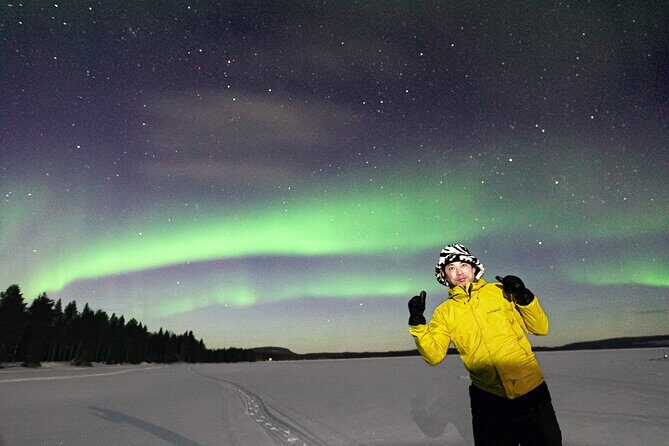Rovaniemi: Northern Lights Pro Guaranteed - Unlimited (PRIVATE) - The Search and the Stops