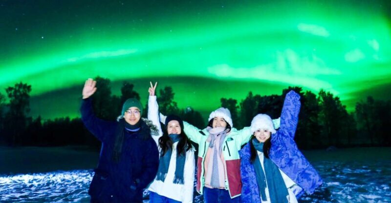 Rovaniemi: Northern Lights Tour with Guaranteed Sightings - Included Comforts & Practicalities
