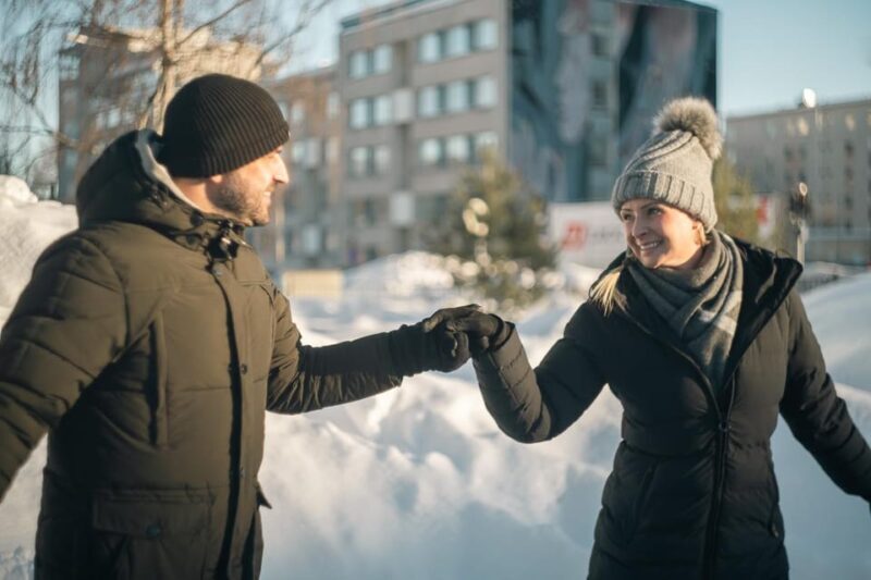 Rovaniemi: Private Ice Skating Photography Session - Key Points