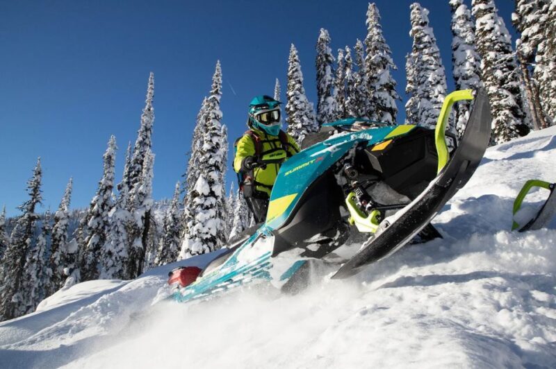 Rovaniemi: Snowmobile Safari Adventure - An In-Depth Look at the Snowmobile Safari Experience