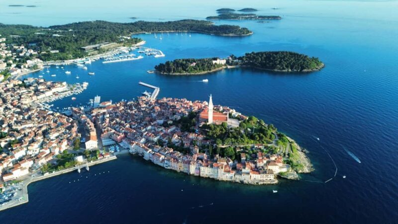 Rovinj: Red Island and Pirate Cave speedboat tour - Key Points