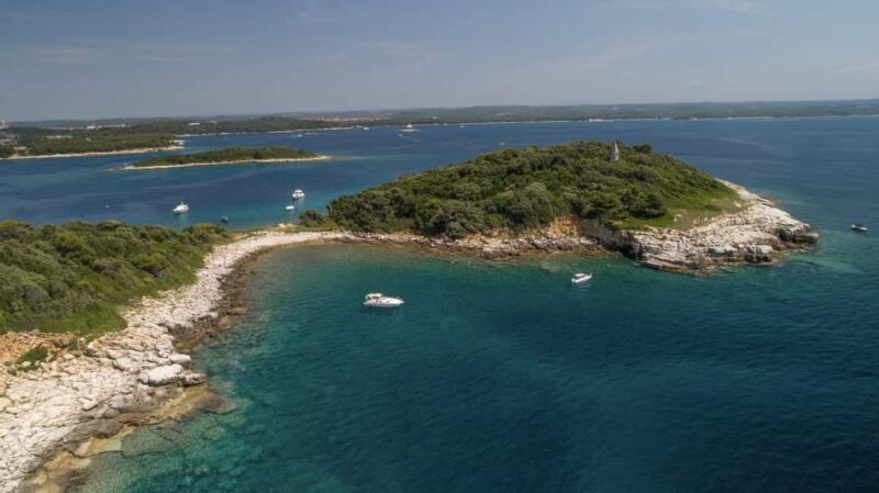 Rovinj: Rovinj Archipelago and South Coves Speedboat Tour - Key Points