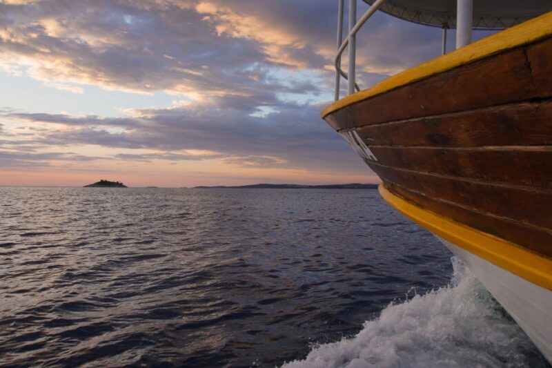 Rovinj: Sunset Boat Trip with Dolphin Watching - Who Should Consider This Tour?