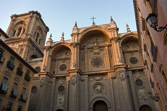 Royal Chapel and Granada Cathedral Guided Tour - Practical Tips for Travelers