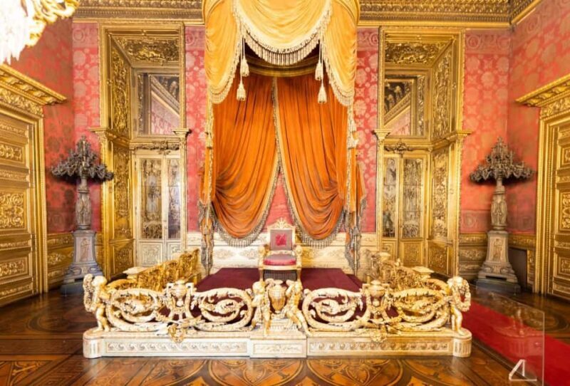 Royal Curiosities: Secrets and Wonders of the Royal Palace of Turin - A Closer Look at the Tour Experience