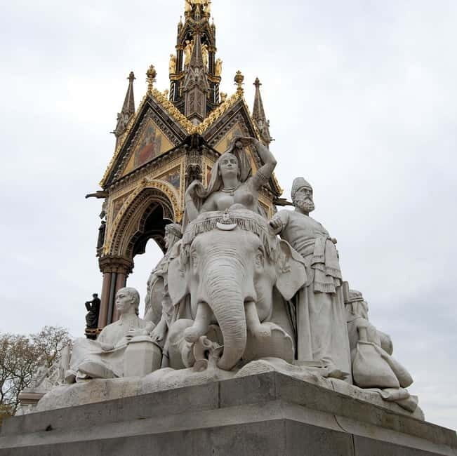 Royal London Walking Tour - Key Points