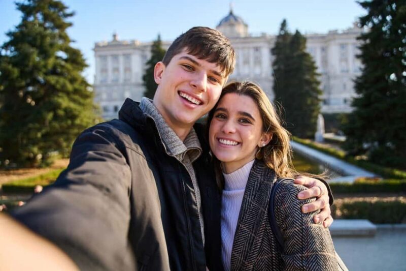 Royal Madrid Private Walking Tour: Palaces & Plazas - Key Points