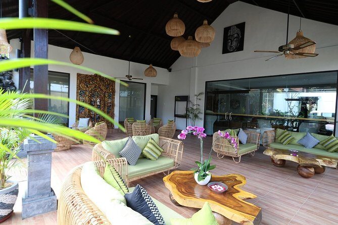Royal Orchid Spa 90 Minutes Relaxing Massage. - Who Should Consider This Experience?
