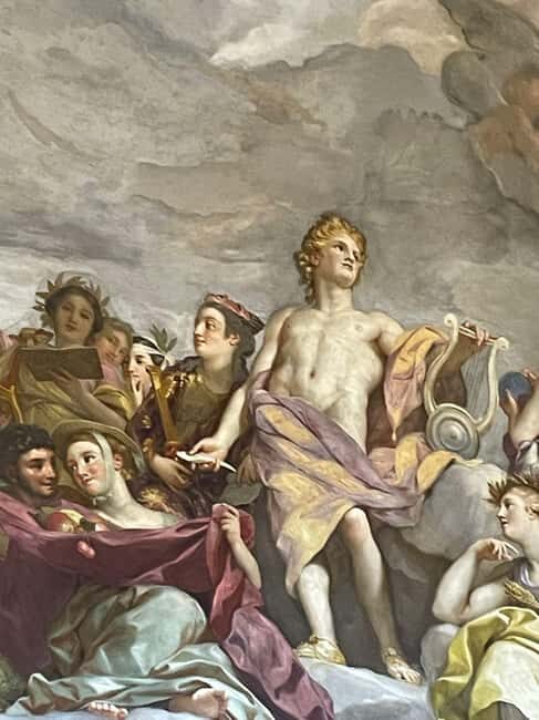 Royal Palace Guided Tour and royal collections gallery - Key Points